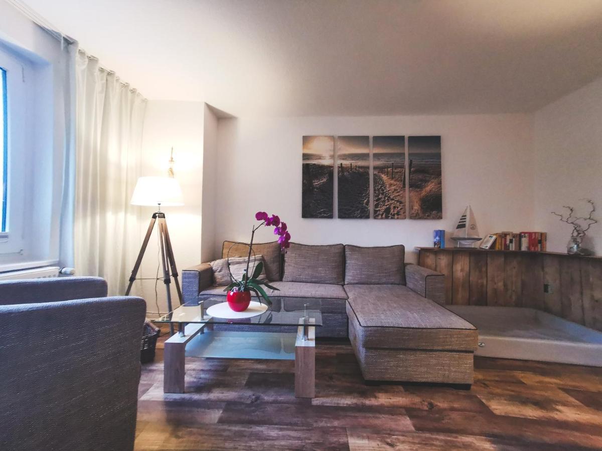 Reet Landhaus Ruegen Ummanz Ngoại thất bức ảnh